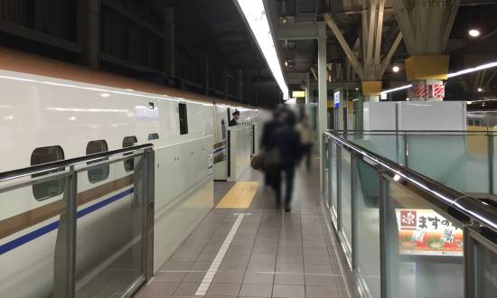 北陸新幹線　金沢駅