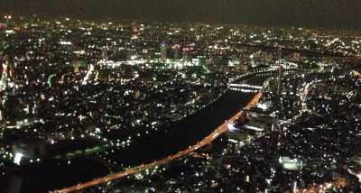 東京スカイツリー展望台からの夜景　隅田川